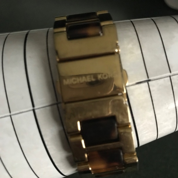 Michael Kors Camille Chronograph Tortoise Shell Dial Women’s Watch MK-5901 - Picture 13 of 16